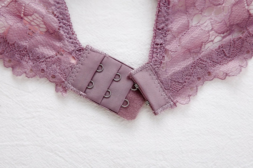 Elegant Lace Bra & Panty Set – Push Up & Double Padded Comfort