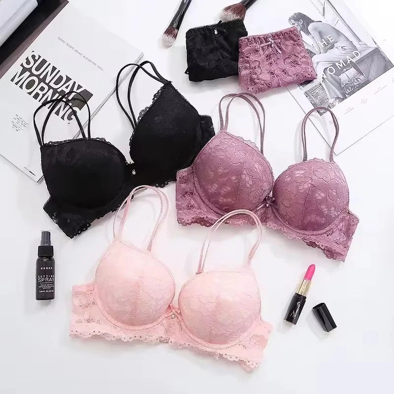 Elegant Lace Bra & Panty Set – Push Up & Double Padded Comfort