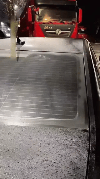 Streak-Free Glass Cleaner – Crystal Clear Polish for Home, Office & Car